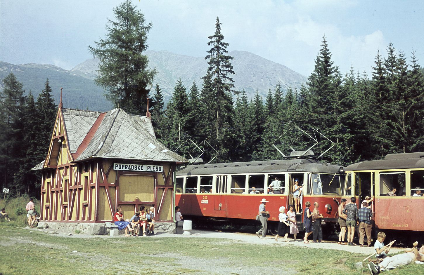 M 49.002