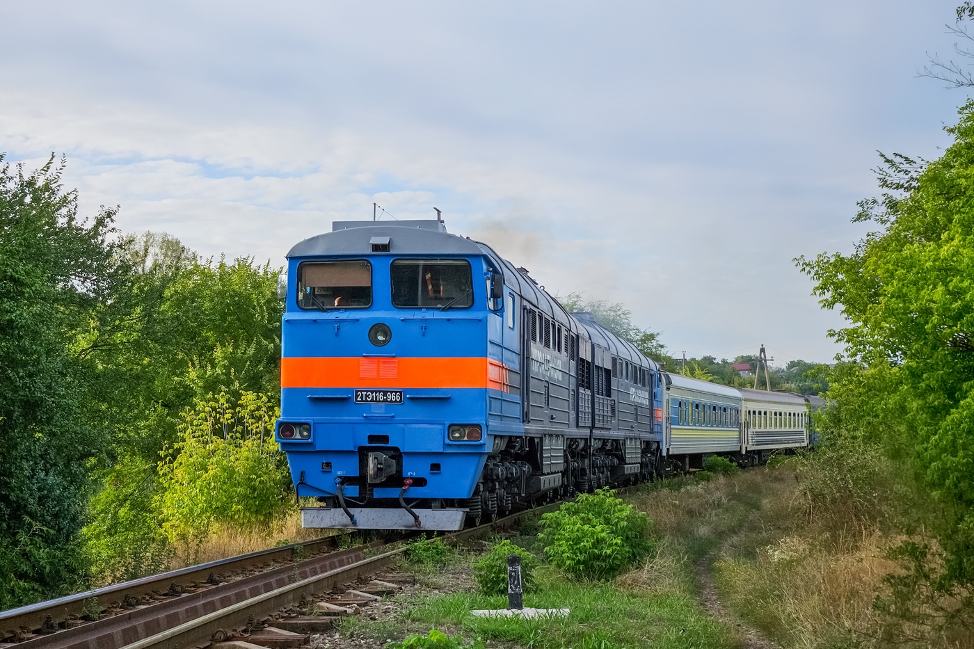 2ТЭ116-966