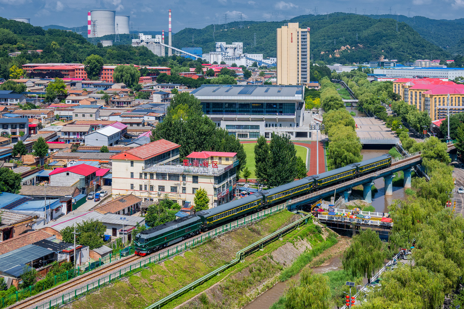 DF4B-7708