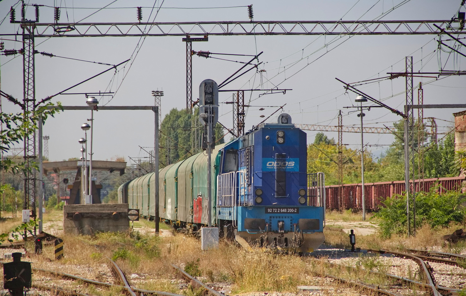 648 200