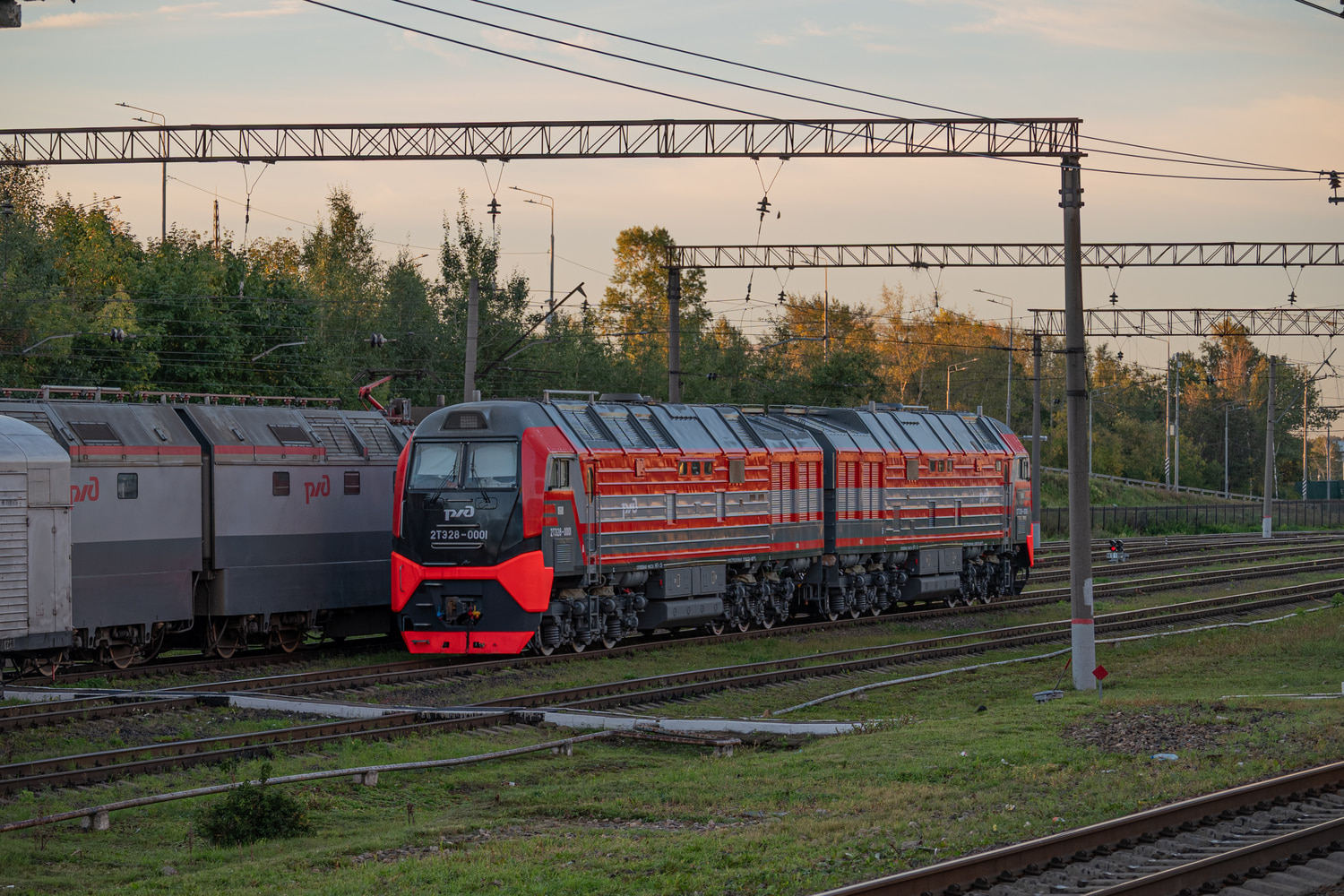 2ТЭ28-0001