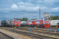 2ТЭ25КМ-0747 (Юго-Восточная железная дорога); 2ТЭ25КМ-0803 (Юго-Восточная железная дорога)