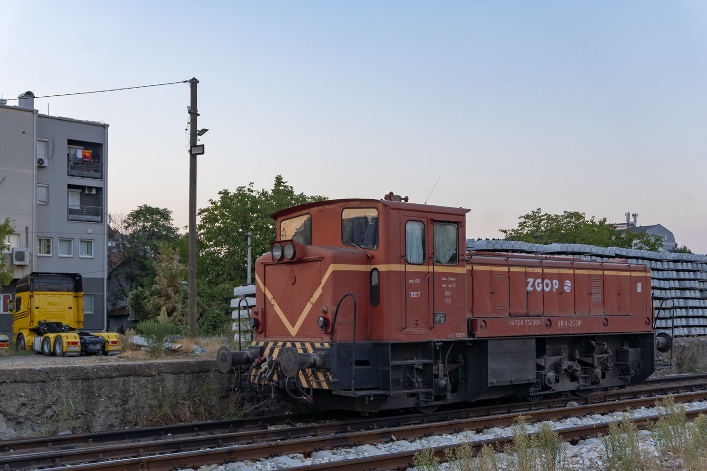 732-008