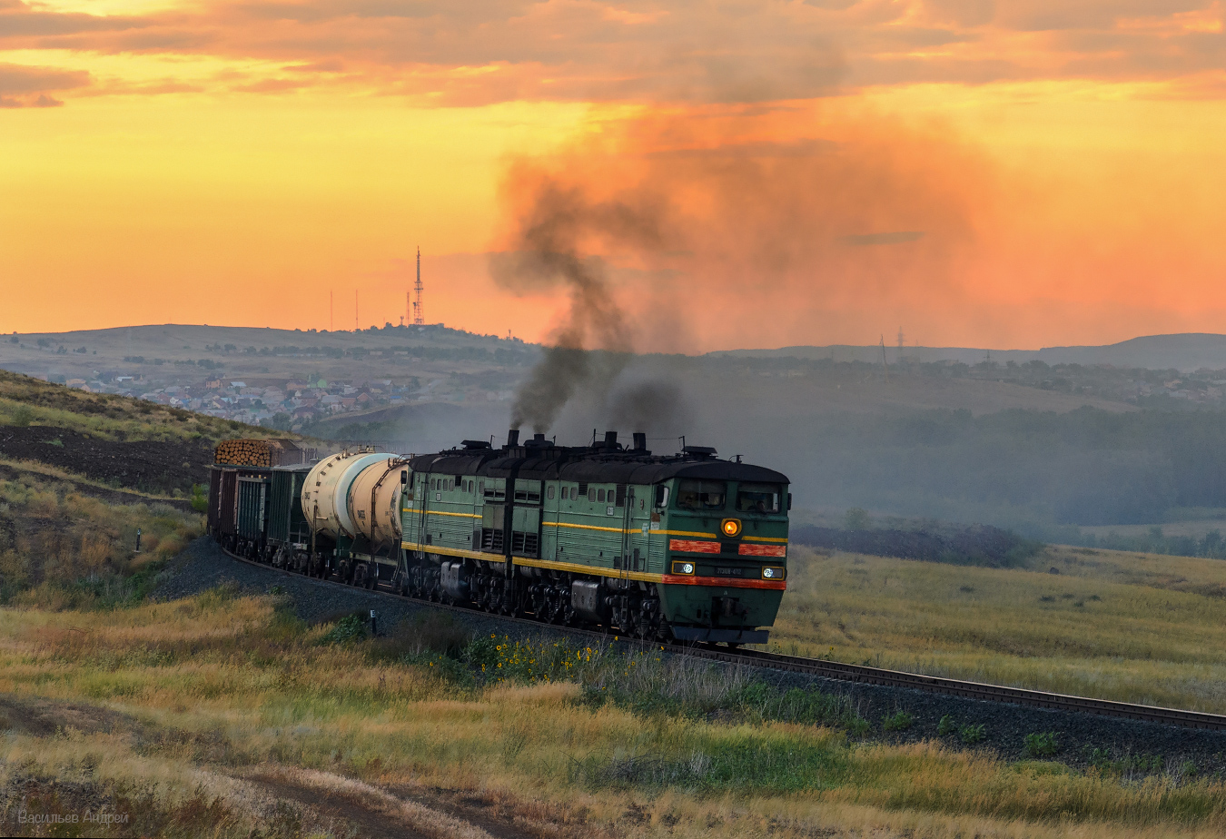 2ТЭ10В-4712