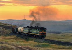 2ТЭ10В-4712 (Южно-Уральская железная дорога)