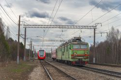 ВЛ80ТК-1371 (South Urals Railways); ЭС105-005 (Kuybyshev Railway)