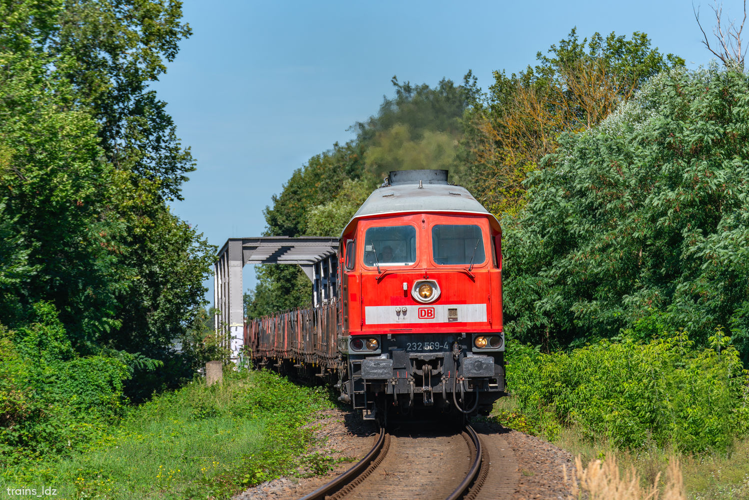 232 569-4