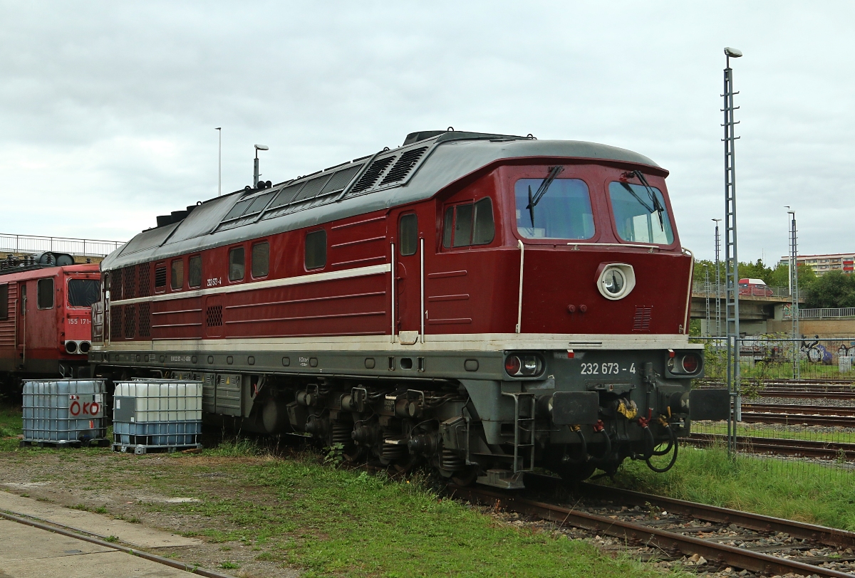 232 673-4