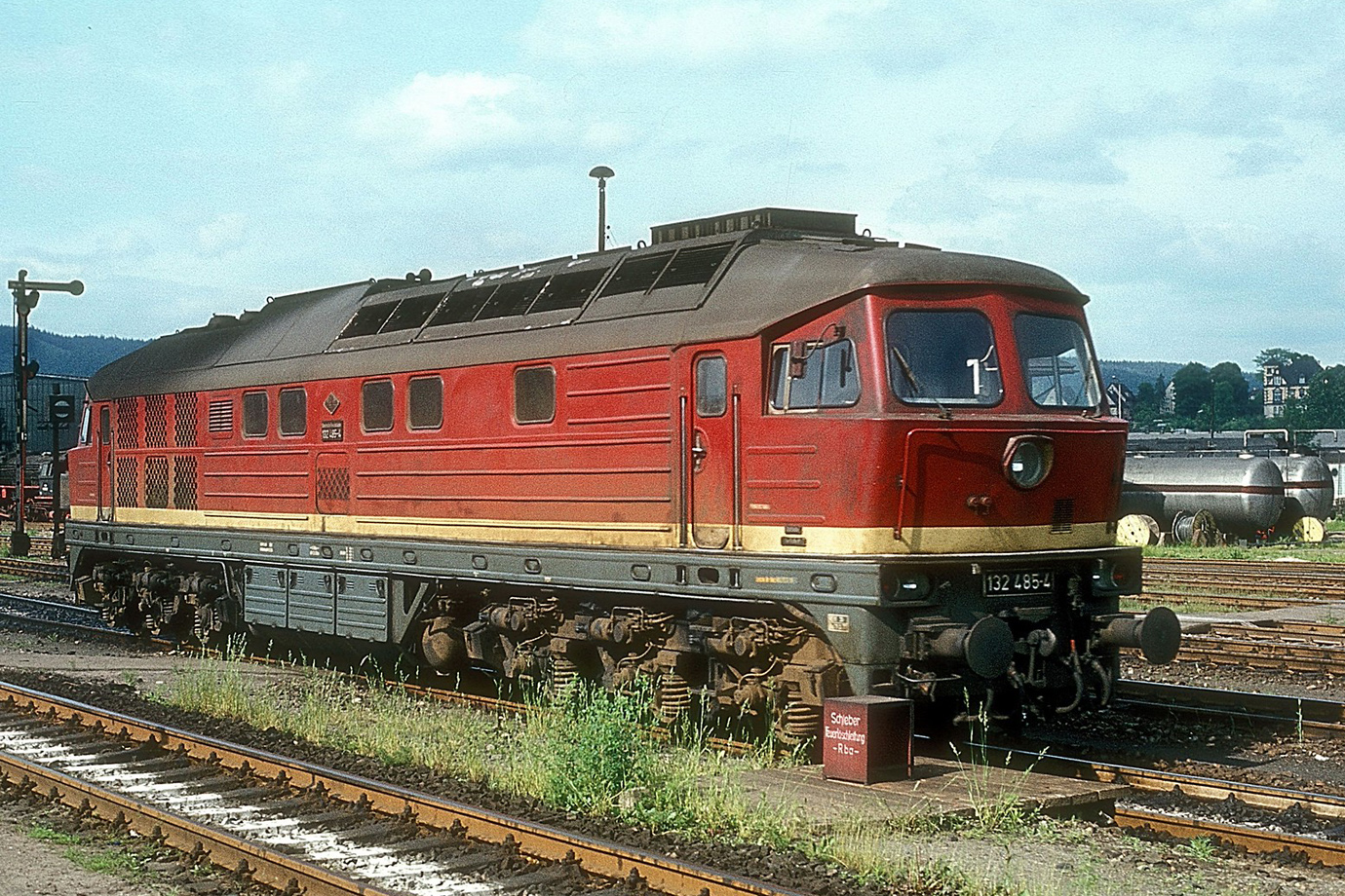 132 485-4