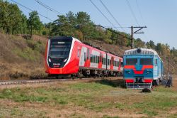 ЭТ2Р-909 (Kuybyshev Railway); ЭТ2Р-913 (Kuybyshev Railway); ЭС104-008 (Kuybyshev Railway)