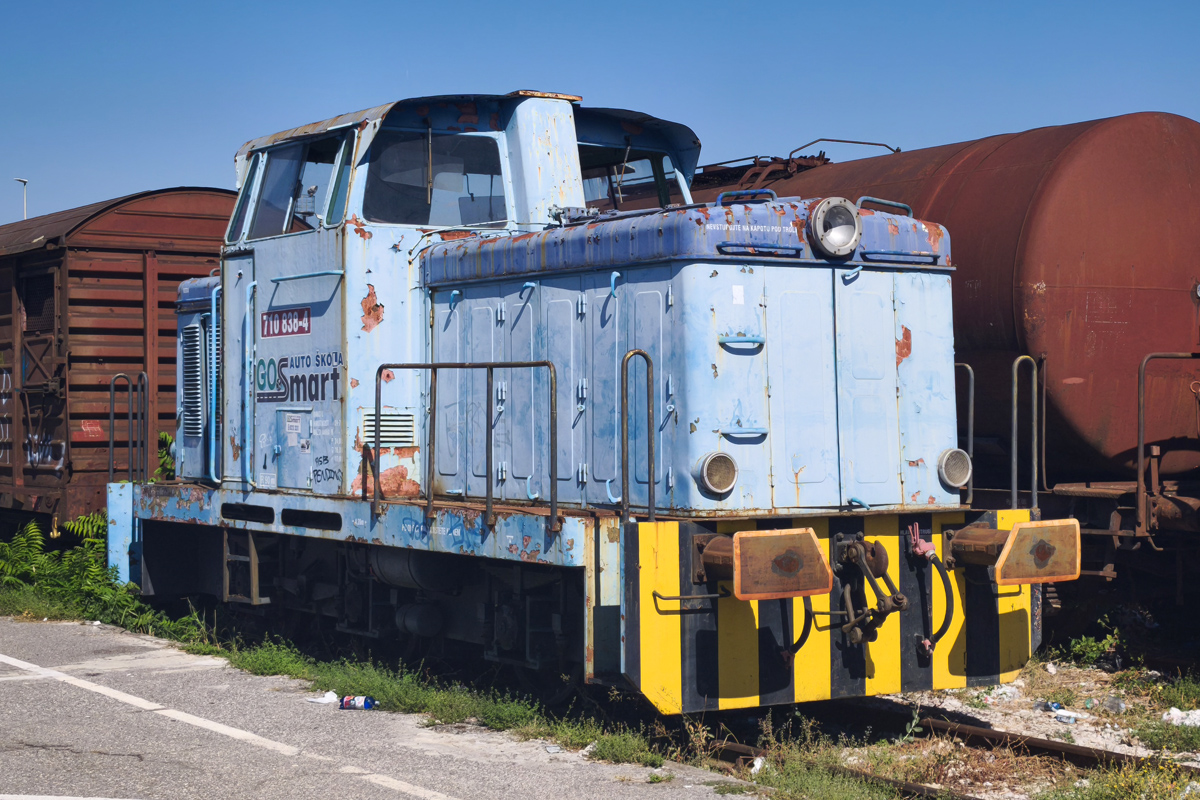 710 838-4