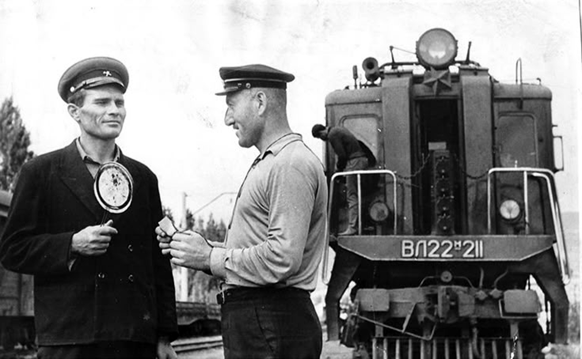 ВЛ22м-211