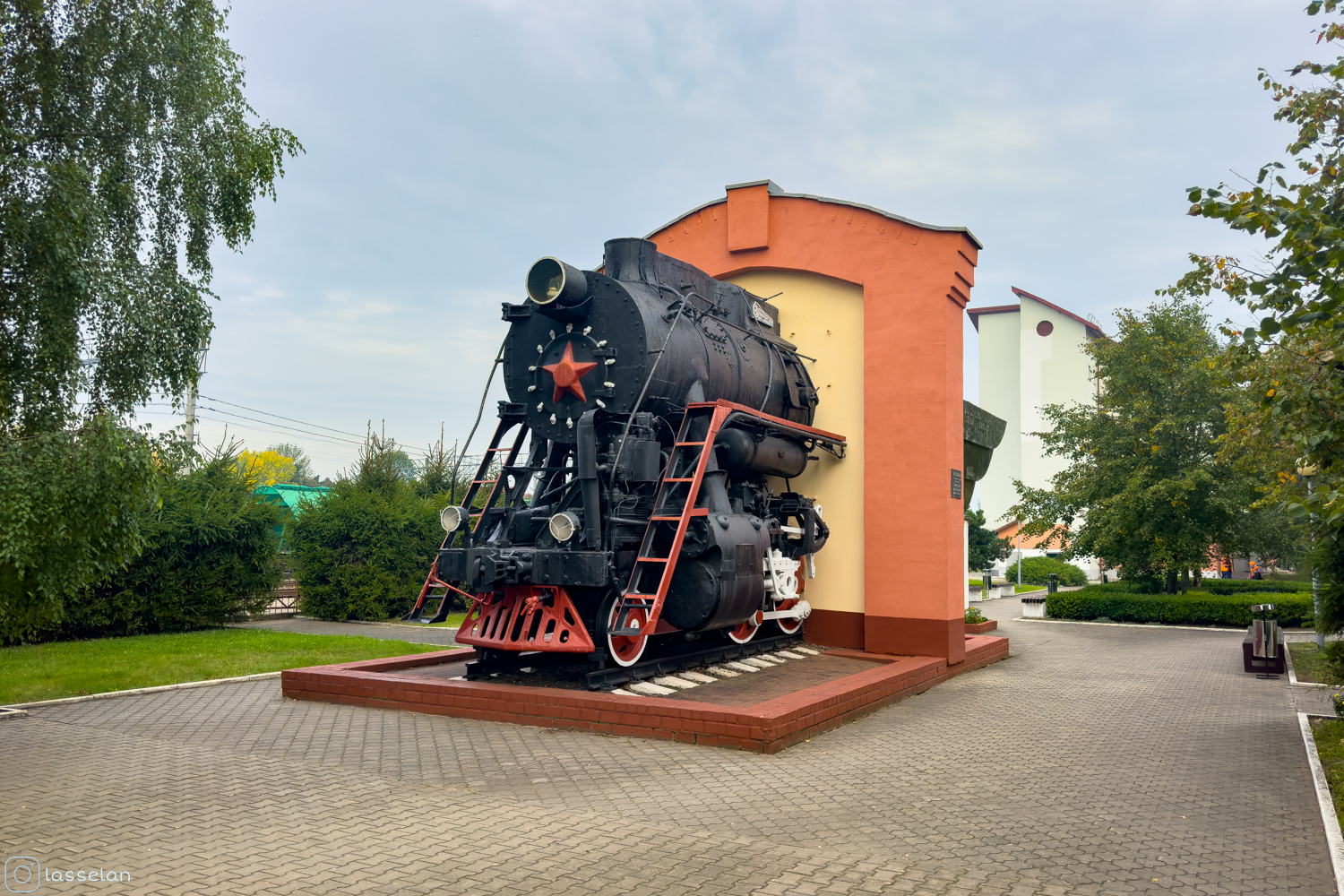 Л-0472