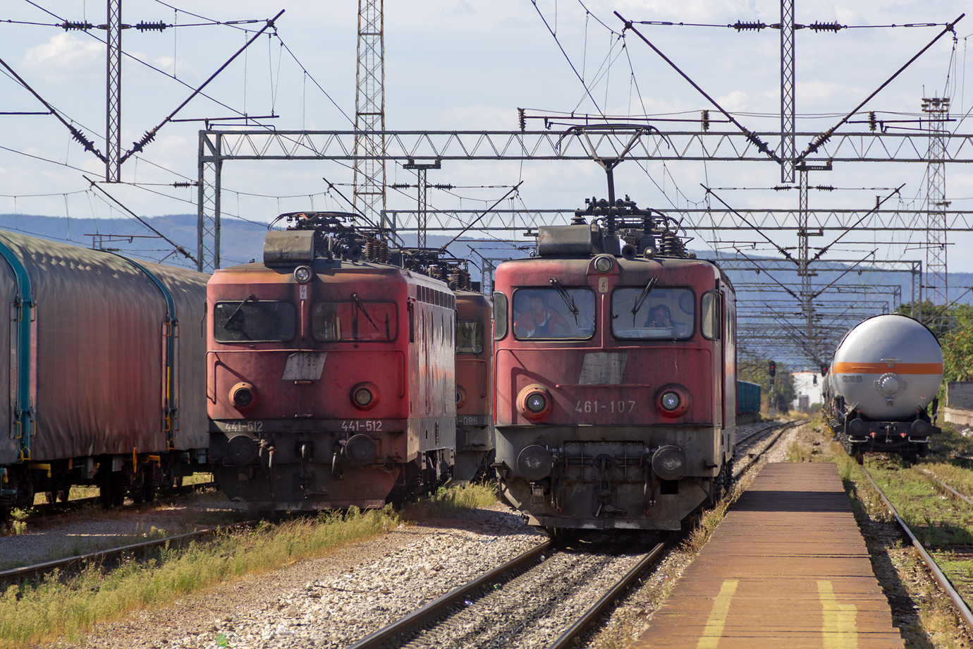441-512; 461-107