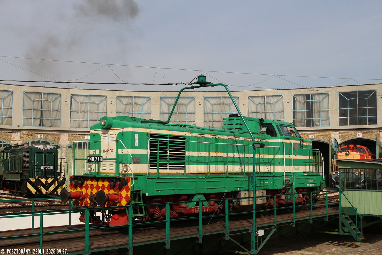M40.219