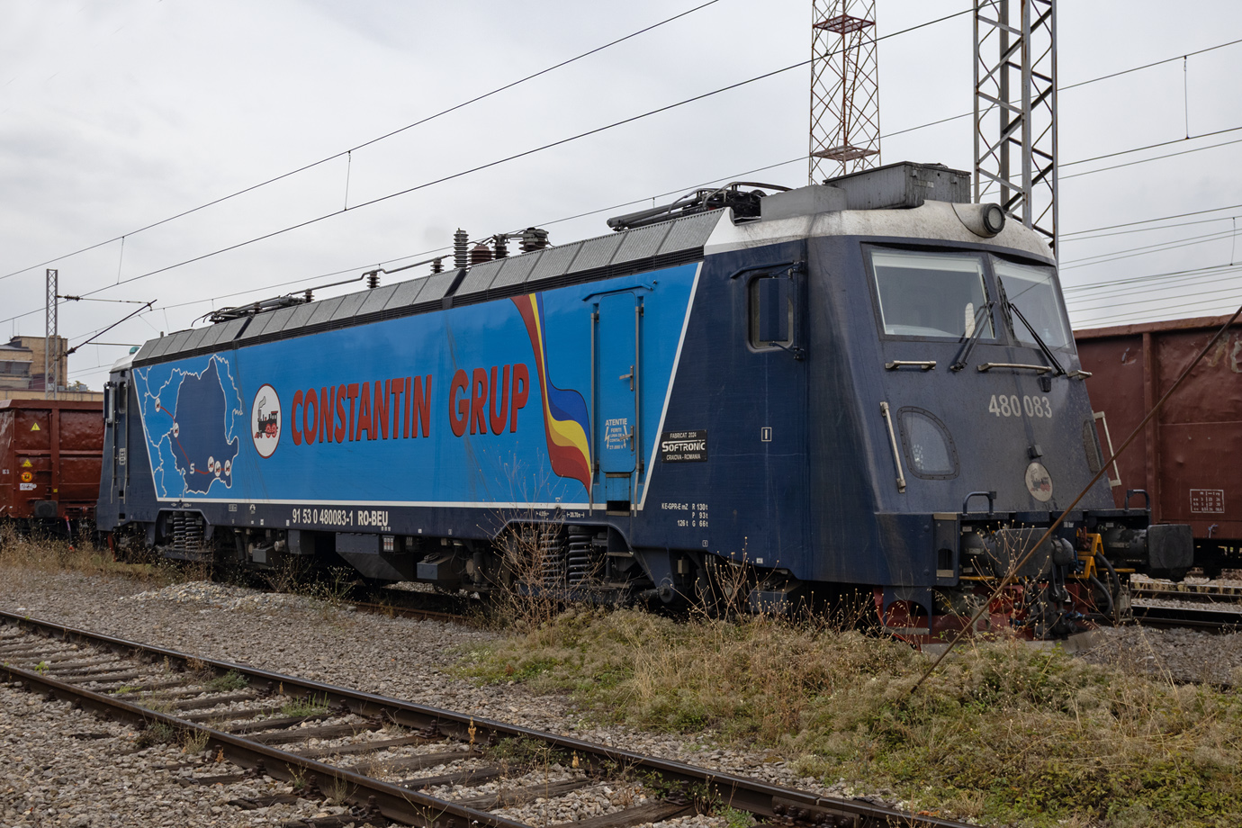 480 083