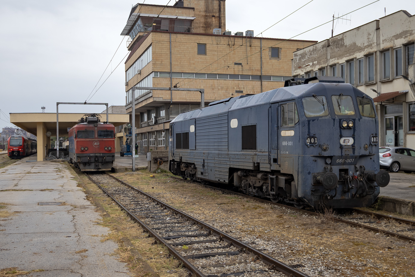 441-601; 666-001