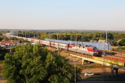 689 КБ