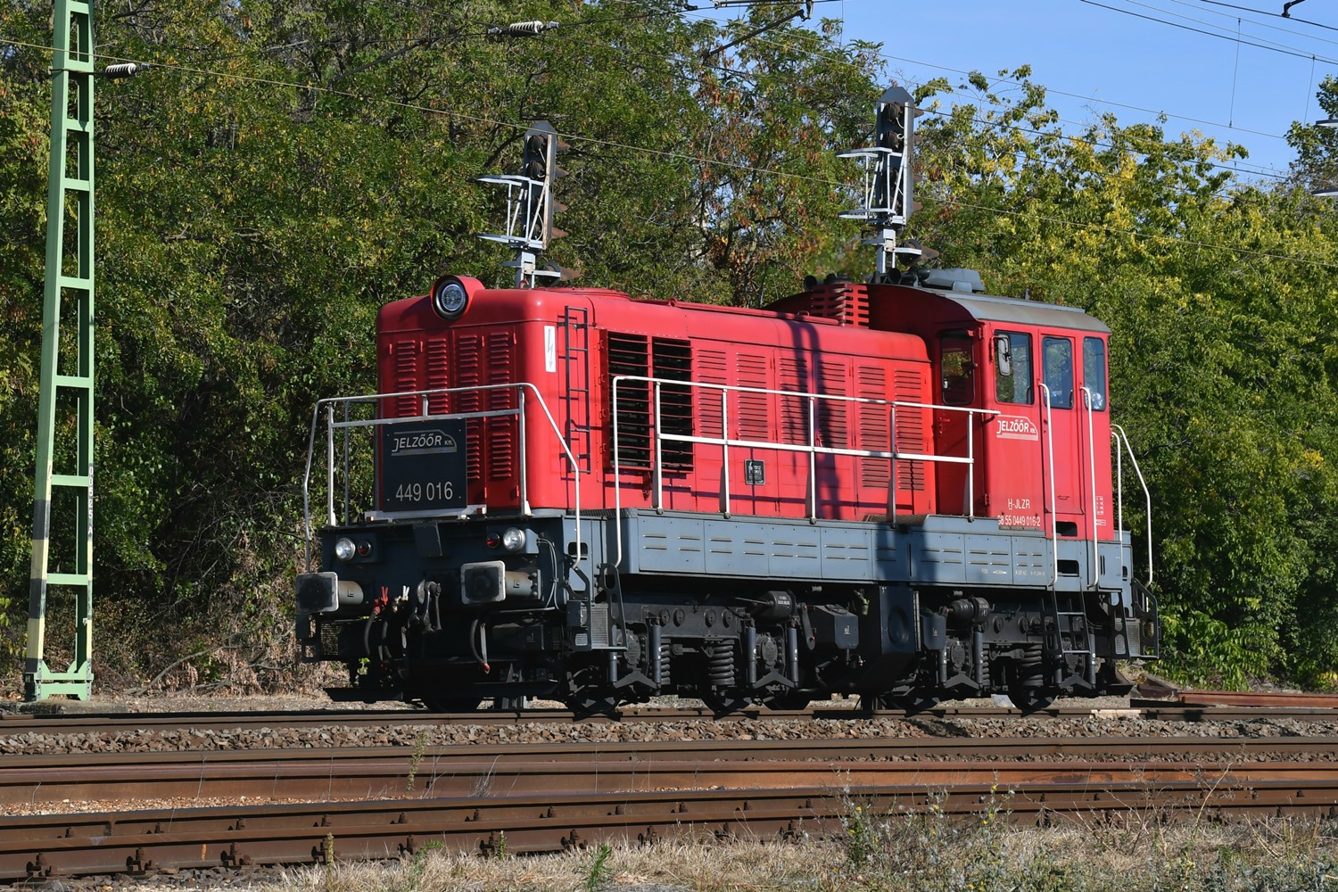 449 016