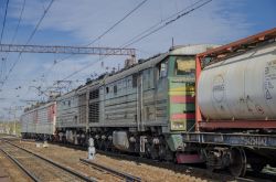 ВЛ11М-058 (Moscow Railway); 3ТЭ10М-1361 (Azerbaijan Railways)
