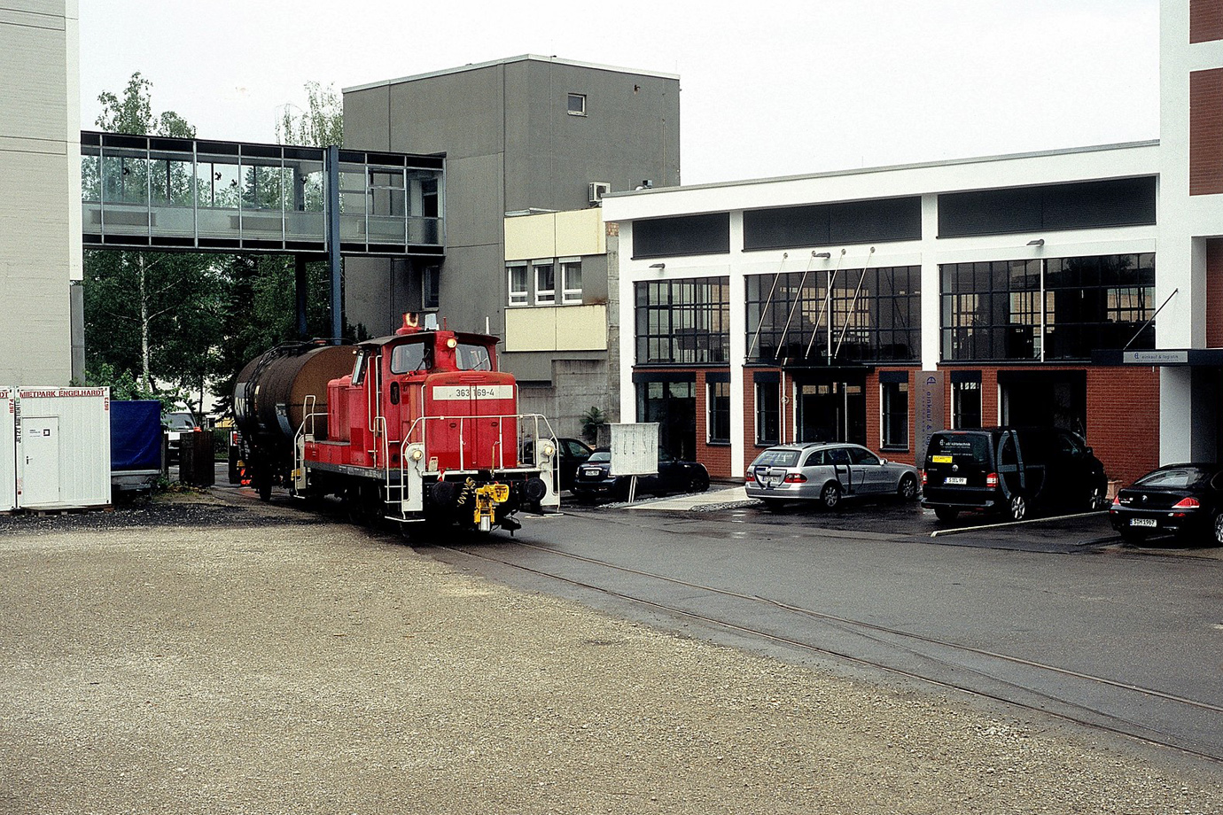 363 169-4