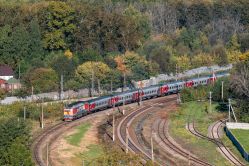 ТЭП70-0242 (October Railway)