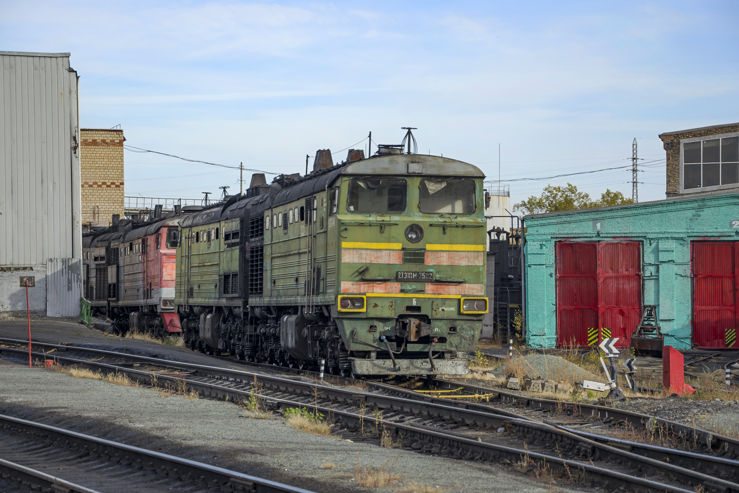 2ТЭ10М-3502