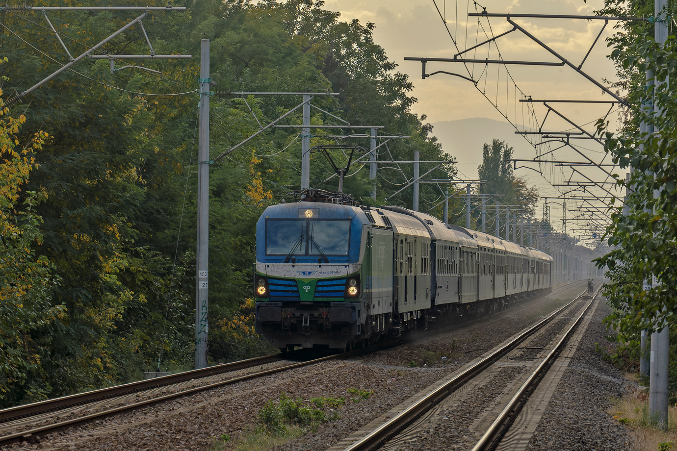 80 049